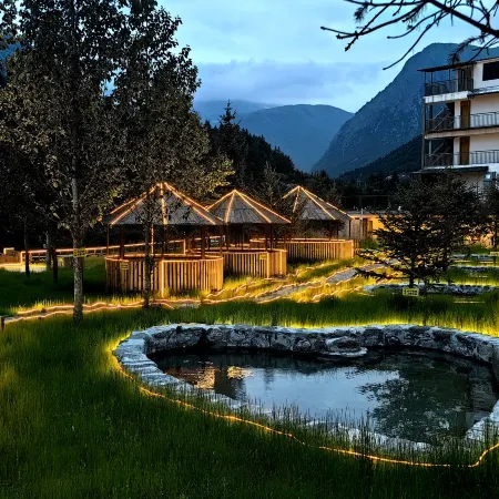 Yuexi Yijing Hot Spring Resort