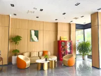 Shiguang Chinese Inn - Parkplatz