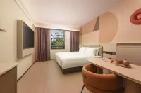 Orange Hotel (Xuzhou Deji Plaza Hubu Mountain Subway Station) - 3성급