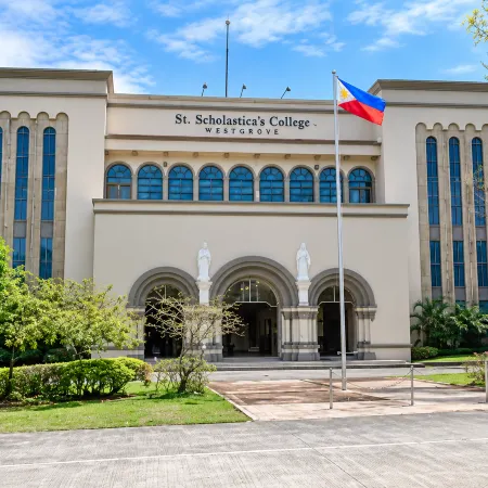 Cozy Suite with Private Patio near NUVALI