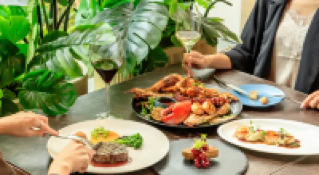 รีสอร์ท เวิลด์ เซนโตซา - โรงแรมไมเคิล