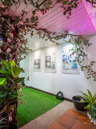 Floresta Hotel Chinatown Отели рядом с достопримечательностью «Петалинская улица»