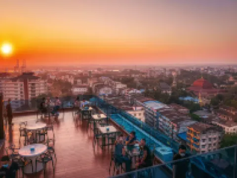 โรงแรมซานชวง โรงแรมในย่างกุ้ง