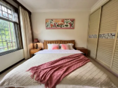 Home of Little Bee Guesthouse โรงแรมใกล้ป้าซาน