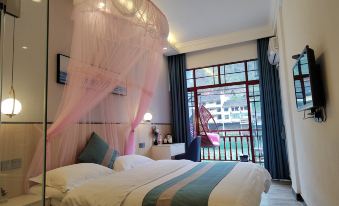 Yijianglou Inn