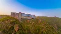 Mount Fuxi  Cliff Hotel