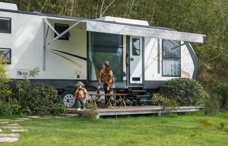 Yaojia Zhuji Heart Villa Homestay Отели в г. Чжуцзи