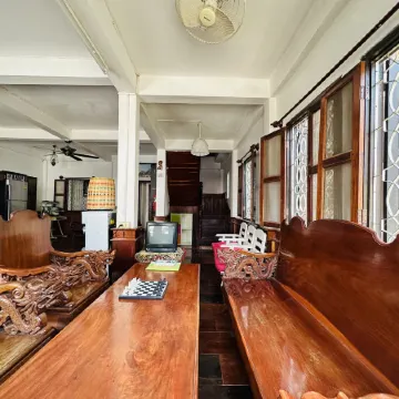 Villa Thida Mekong Riverside Отели рядом с достопримечательностью «Ват Сенсоухарам»