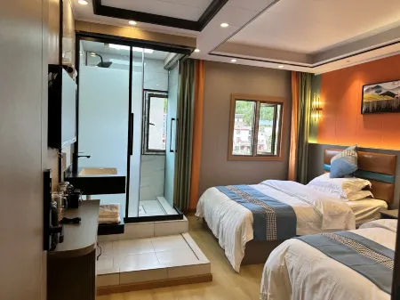 Hotel Paschi Отели рядом с достопримечательностью «Xiao'enda Ruins»