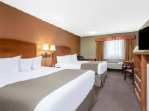 キャンモア イン & スイーツ キャンモアのホテル