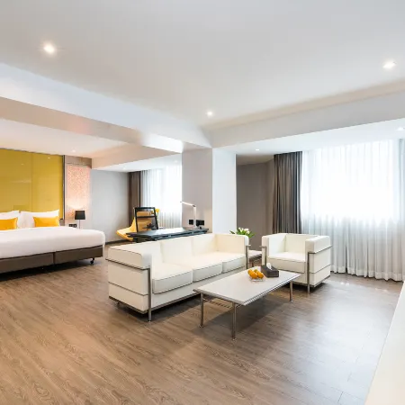 Hotel JAL City Bangkok Отели рядом с достопримечательностью «Станция надземного метро Thong Lo»