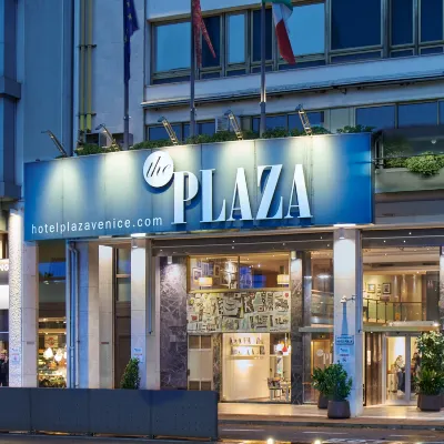 Hotel Plaza Venice Hotels near Ferretto Square