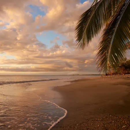 DoubleTree by Hilton Fiji - Sonaisali Island