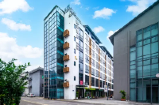 Qujia Hotel (Liaobu Xiangshi Park) Hoteles cerca de Dongguan Xiangshi Zoo