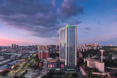 Holiday Inn Express Kunming Xueli Hotel a East Railway Station