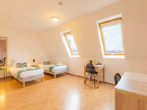 南特中心城市便捷公寓飯店 南特站附近的飯店