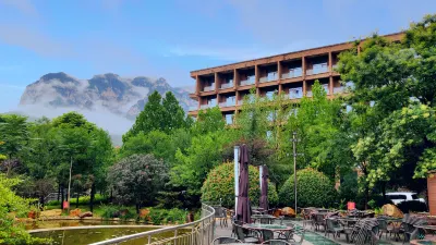 Tiantai Yunjie International Hotel