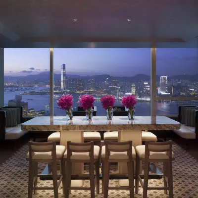 Conrad Hong Kong โรงแรมใกล้สถานี MTR แอดมิรอลตี้