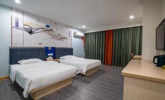 Oula Art Hotel