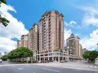 世紀金郡酒店（梅州梅縣區人民廣場店） 鄰近梅縣區人民廣場的酒店