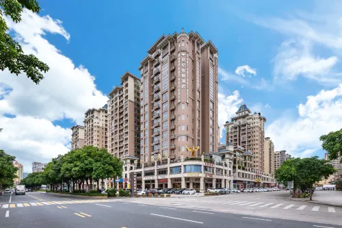 世紀金郡飯店（梅州梅縣區人民廣場店）