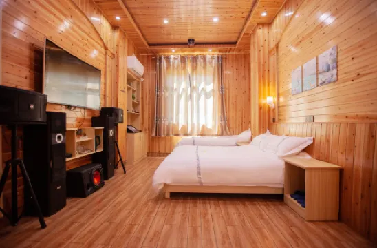 Longyan Tulou Kangnong Inn