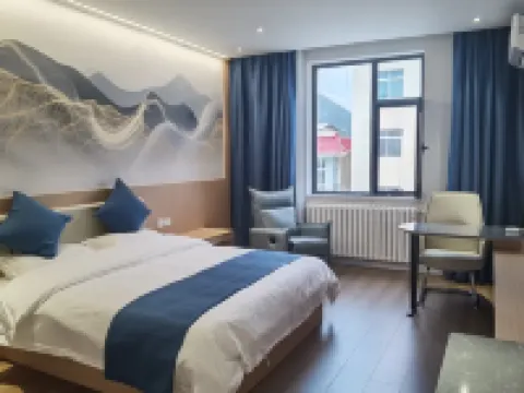 Linyuanxiang Hotel Hotels in Lintan