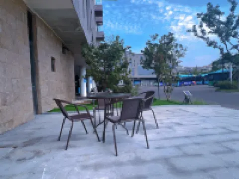 HanTing Hotel (Ningbo Dongqianhu Subway Station) Hotels near Dongqian Lake