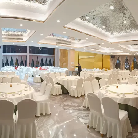 Lianhua Hotel
