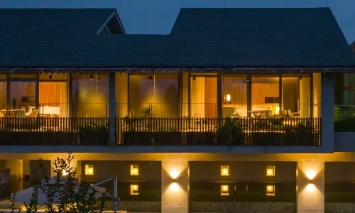 Chengdu Wenjiang Right Bank Swan Lake Homestay