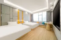Greis Hotel (Yichun Economic Development Zone Baoli Market Branch)