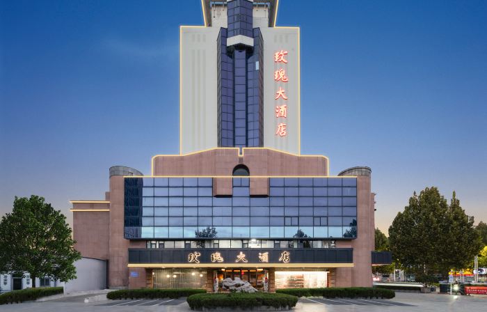 Rose Hotel