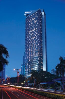 Oakwood Premier Cozmo Jakarta Hotel dekat Pasren Asthana