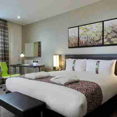 Holiday Inn London - Whitechapel, an IHG Hotel Rooms