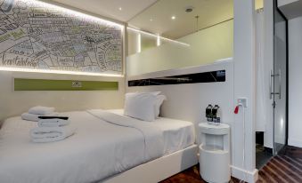 Hub by Premier Inn London Shoreditch Hotel