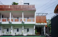 紅門飯店-近馬塔蘭綜合醫院龍目島2 - 2 星級