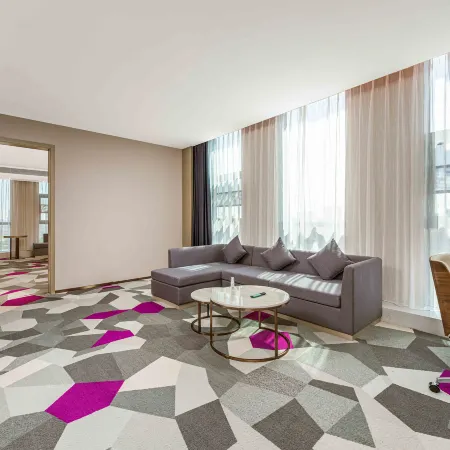 Lavande Hotel (Wuhan Zhuankou Sports Center Branch)