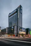 Pullman Shanghai Jing An Hotels in Train Station Area