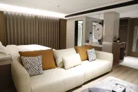Yanchi Hotel