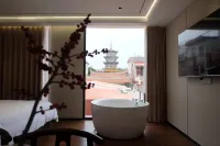 Yuanjian Homestay (Zhonglou West Street Branch)