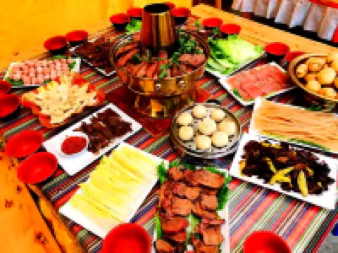 Huajianji Courtyard Home stay