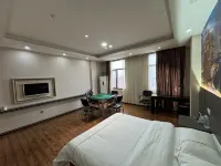Mong Hotel Hotels in Honghu
