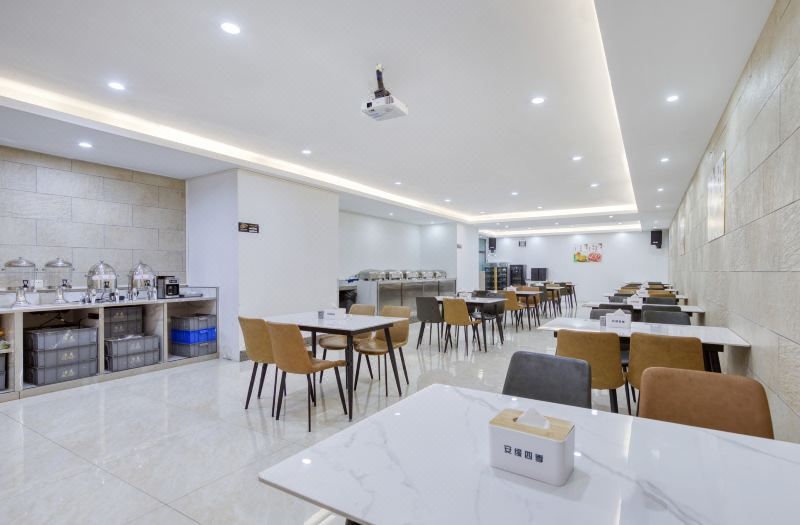 Silver Beach Seaview Hotel photo 2