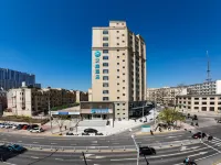 Hanting Hotel (Jinzhou Beihu Park Shiqiaozi Morning Market Branch) - 2성급