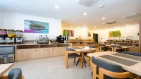 Skykhan Otel - breakfast