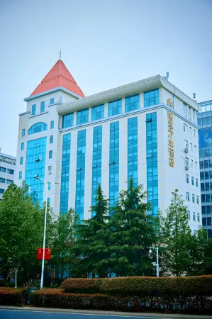 青島海泰萬豐國際飯店（石老人海水浴場國信體育中心店）