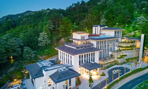 Moonlight Inn Resort Hotel