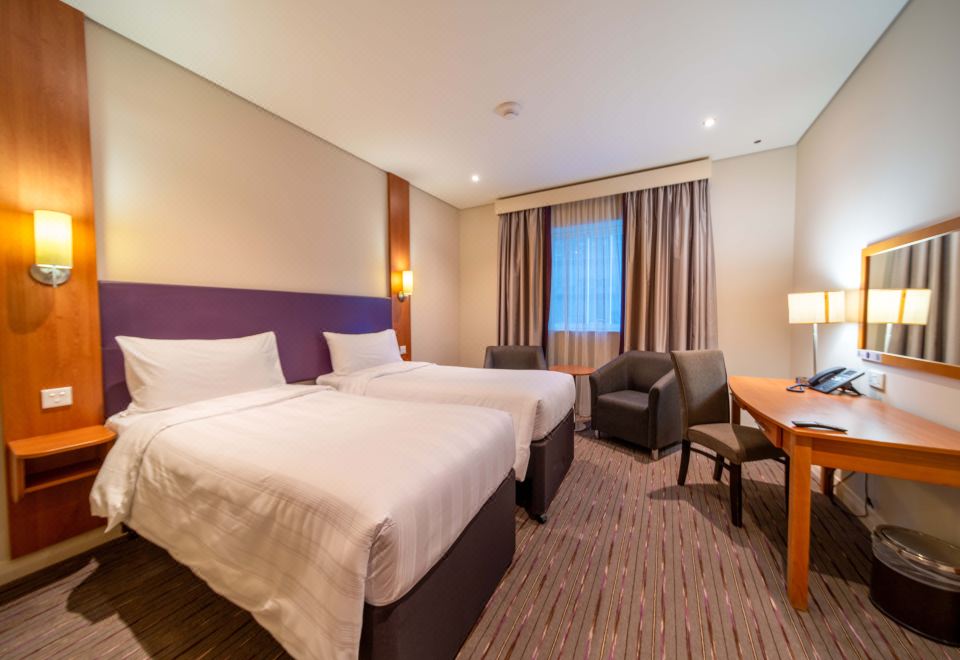 3. 프리미어 인 아..