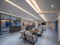 Echo Liangqi Mountain House · You Island | Comfortable Evening Wind · Snow Mountain View