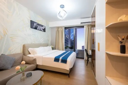 Perliwan Executive Apartment (C Future City Store, Zhongzhouwan, Futian Port, Shenzhen)
